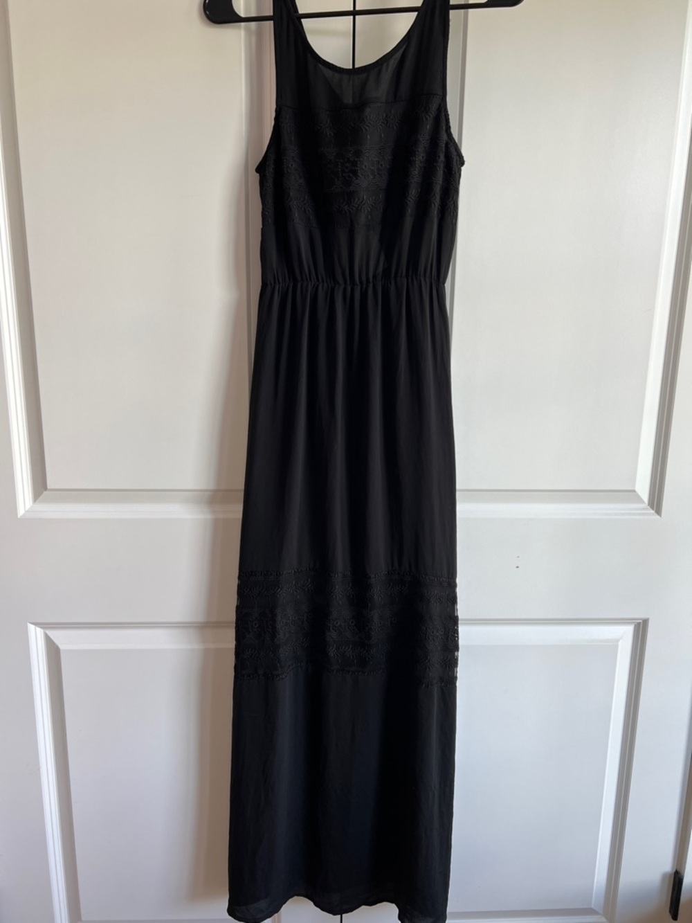 H&M Black Sleeveless Maxi Dress with Lace Panels